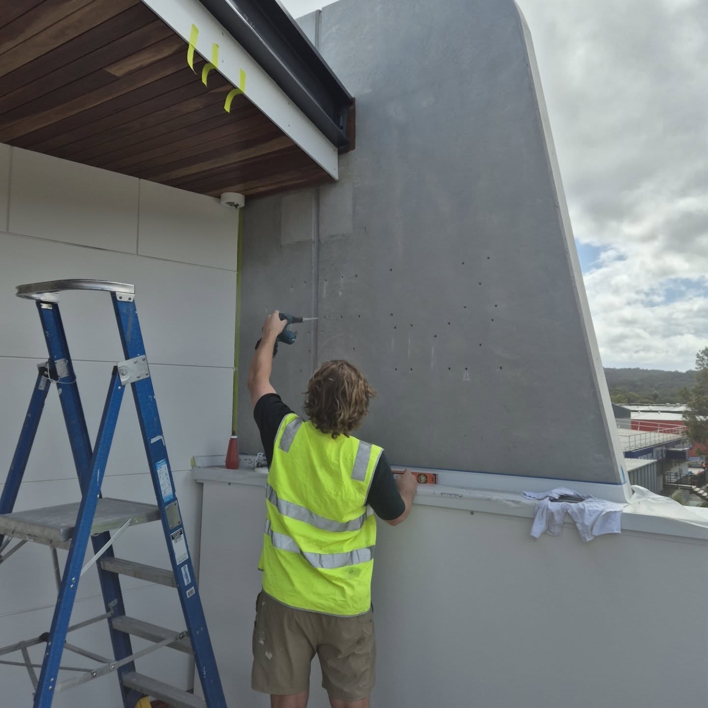 Chrome temple construction sign